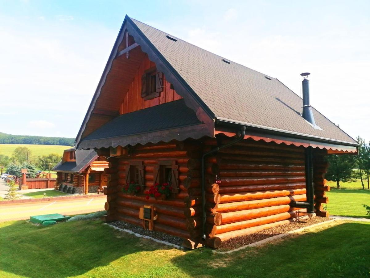 Ubytovanie Koliba Pacho - Zrub Anicka Prievidza Exterior foto