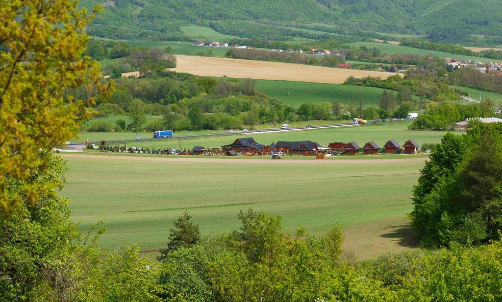 Ubytovanie Koliba Pacho - Zrub Anicka Prievidza Exterior foto